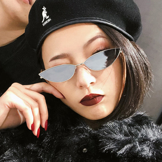 2021 New Cute Sexy Sunglases Retro Cat Eye Sunglasses Women Metal Triangle Vintage Cateye Sun Glasses Female