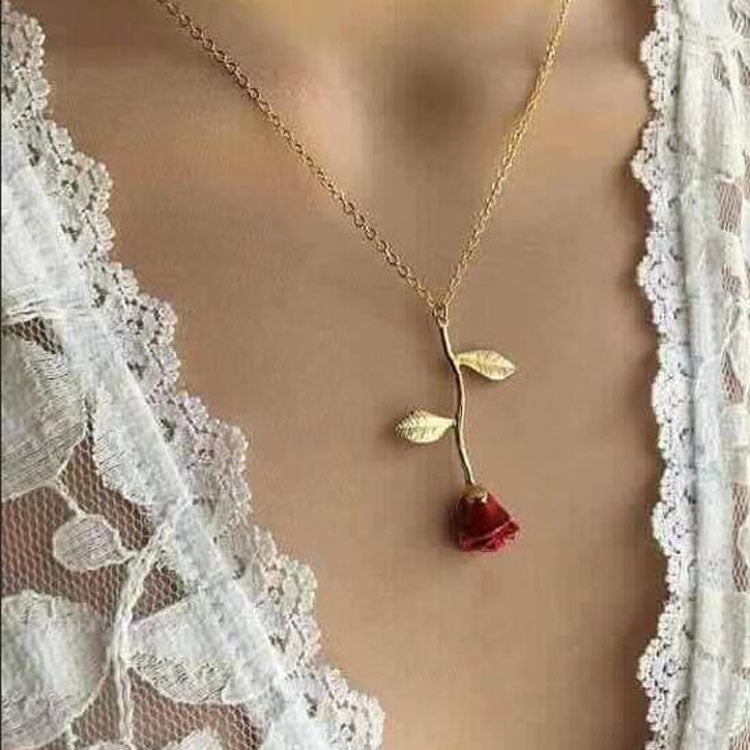 Alloy Red Rose Flower Pendant Necklace