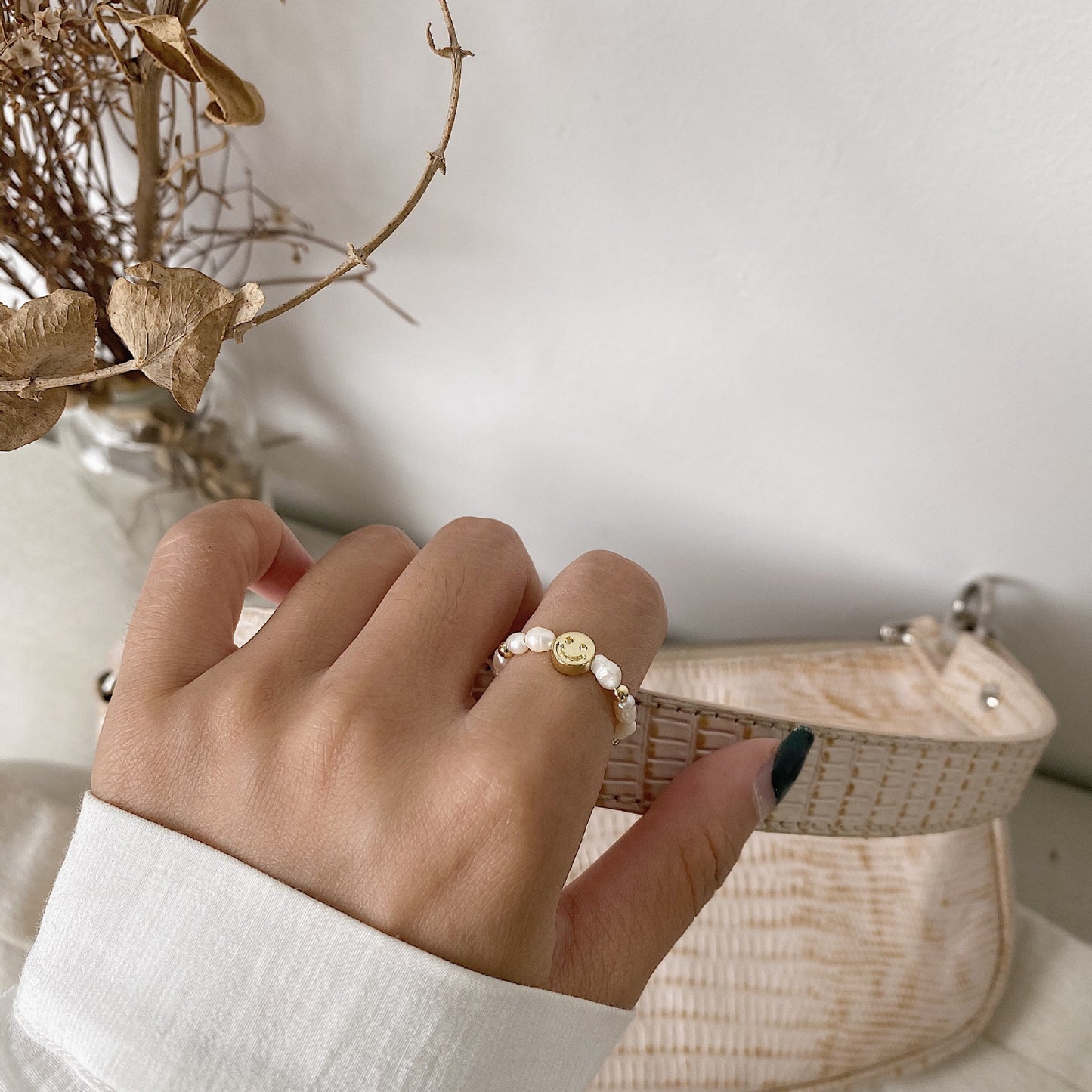 Elastic Freshwater Pearl Pearl Beaded Ring