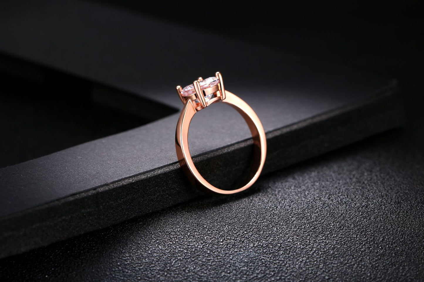 Rose gold and zircon ring