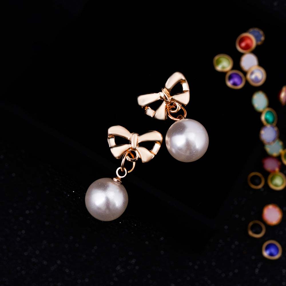 Hypoallergenic Heart-shaped Zircon Earrings Women's Bow Pearl Earrings